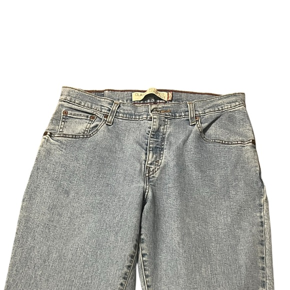 Levi’s vintage 550 classic relaxed bootcut jeans in light wash - Picture 4 of 10